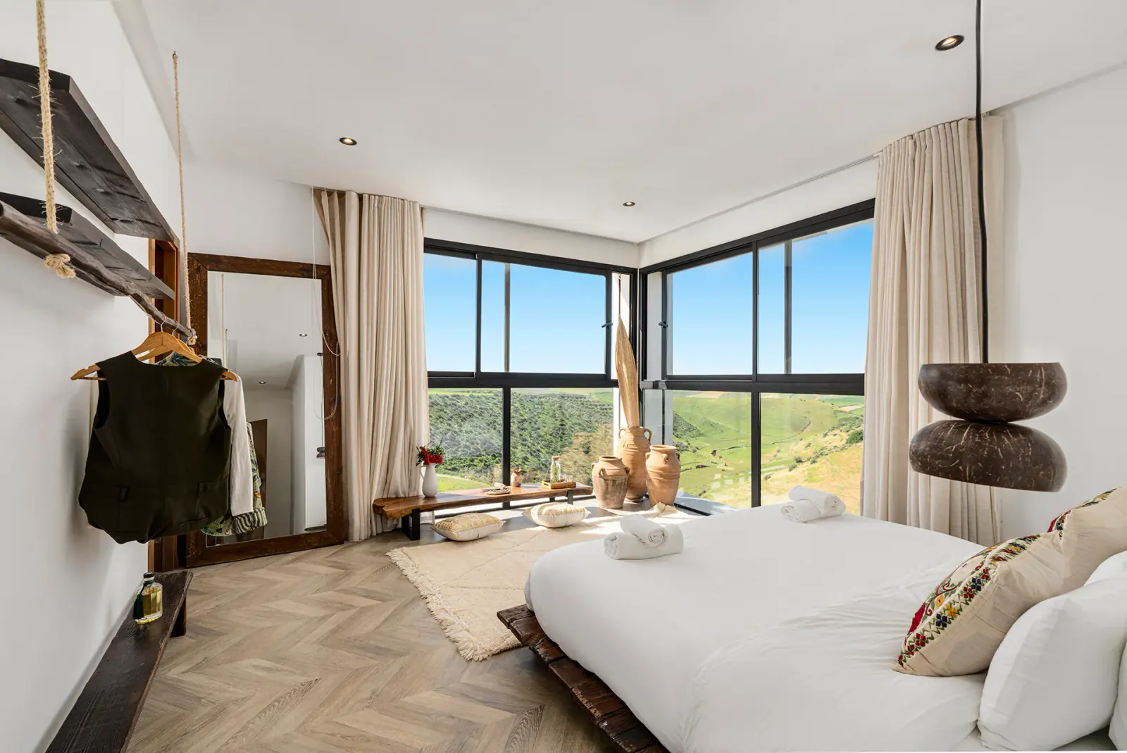 Tricky Tales — DSC02721+HDR-Edit