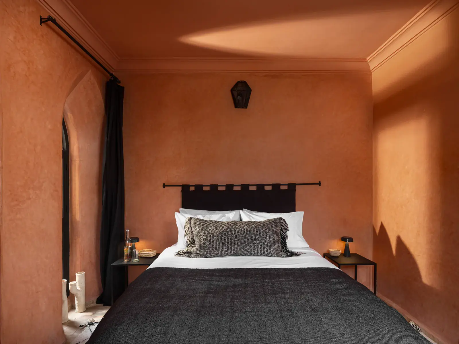 Tricky Tales — DSCF4557+HDR-Edit