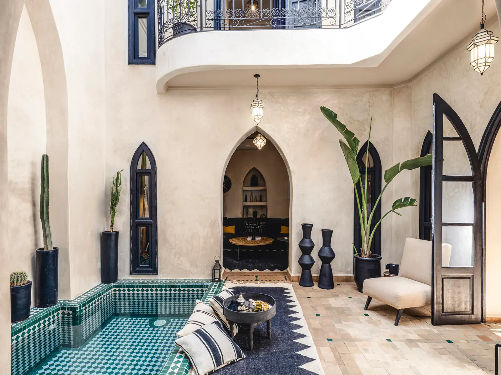 Tricky Tales — DSCF4590+HDR-Edit